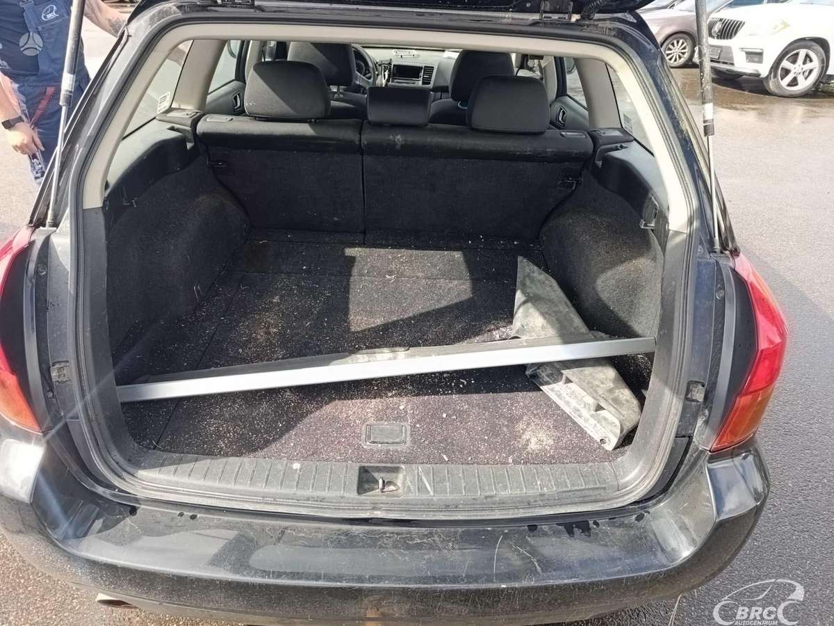 Subaru Outback 2006 — photo 12
