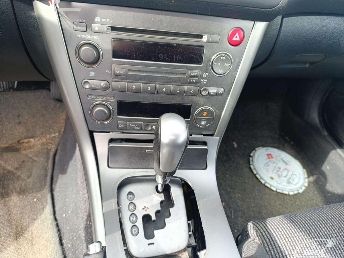 Subaru Outback 2006 — photo 16