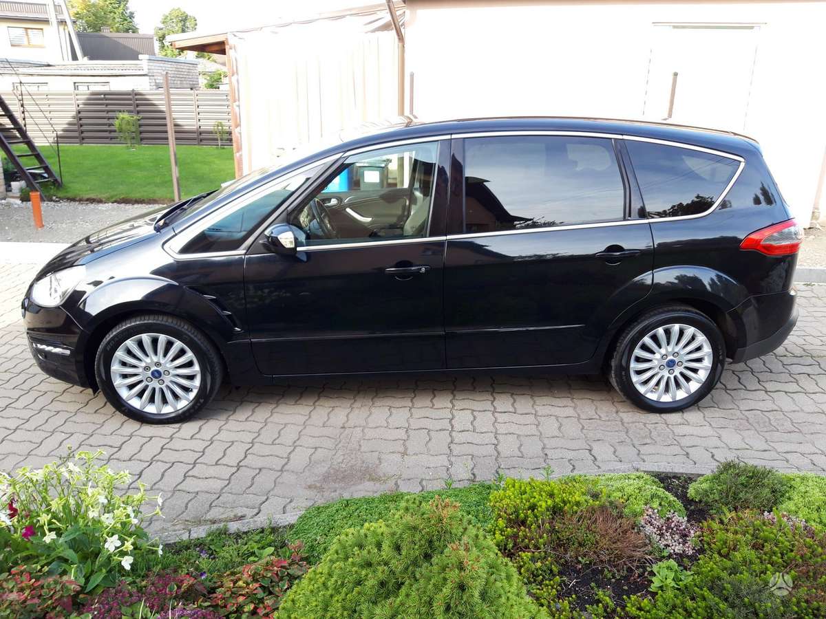 Ford S-MAX 2013 — двигун 2000 cm³, 140 HP (103kW)