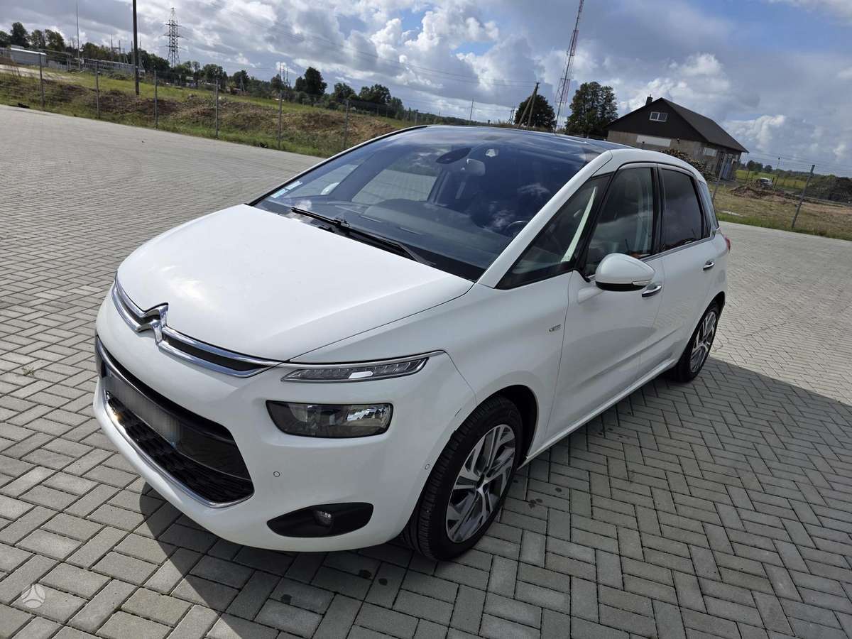 Citroen C4 2015 — вигляд ззаду