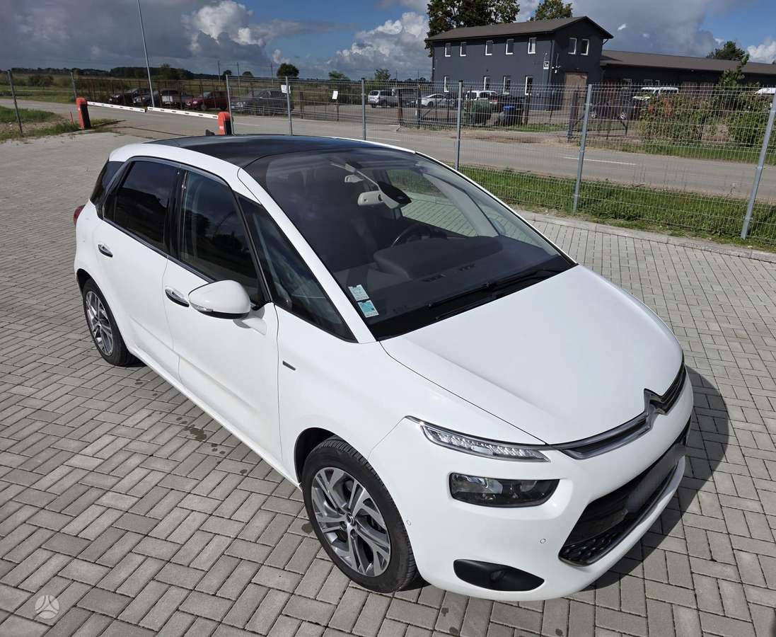 Citroen C4 2015 — двигун 1560 cm³