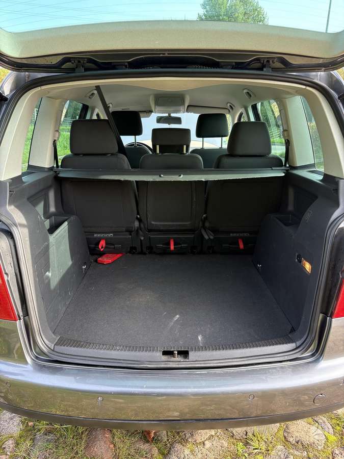 Volkswagen Touran 2005 — photo 10