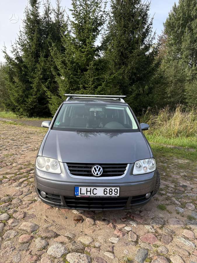Volkswagen Touran 2005 — engine 1968 cm³, 140 HP (103kW)