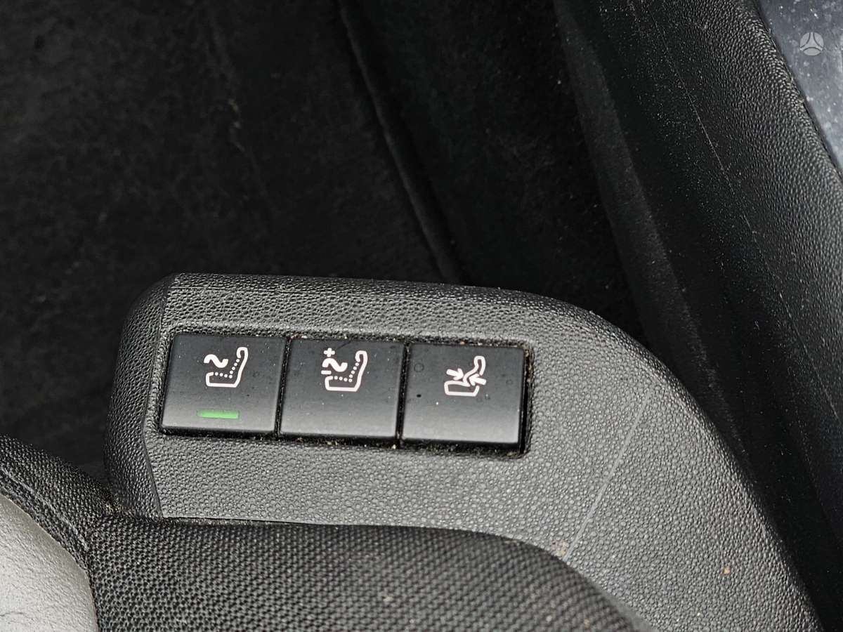Citroen C4 2014 — photo 13
