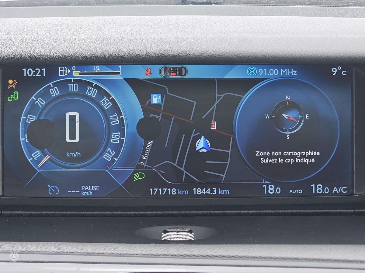 Citroen C4 2014 — photo 16