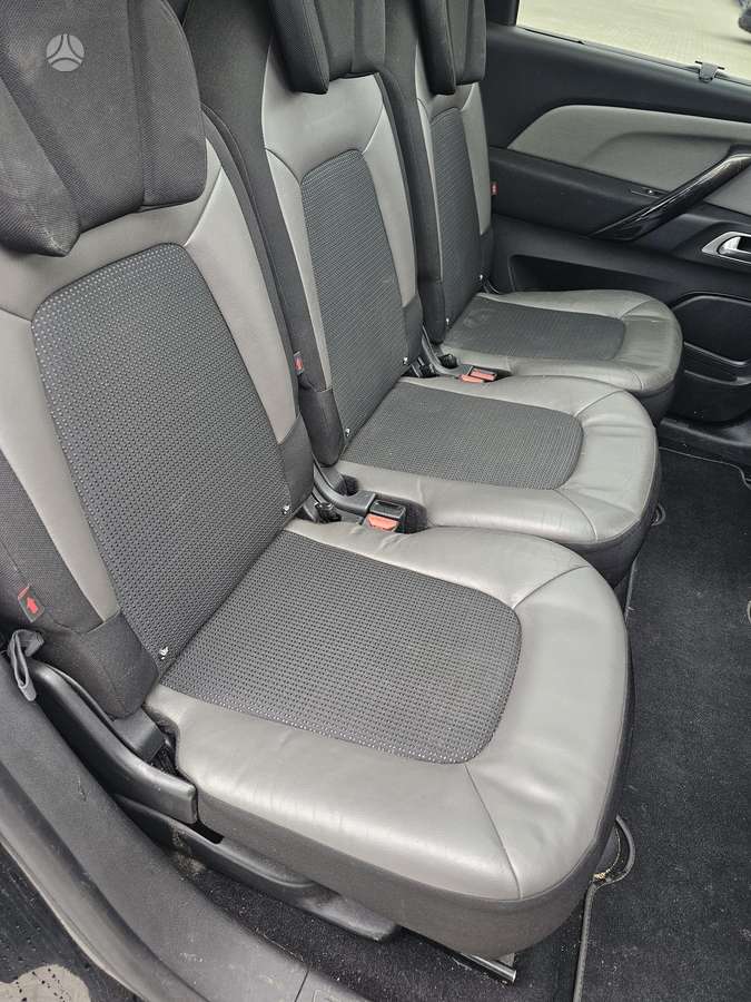 Citroen C4 2014 — photo 20