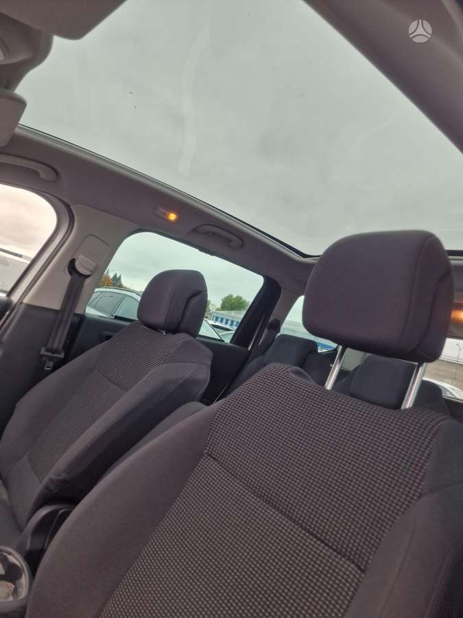 Peugeot 5008 2015 — photo 19