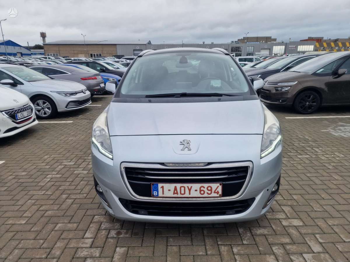 Peugeot 5008 2015 — photo 8
