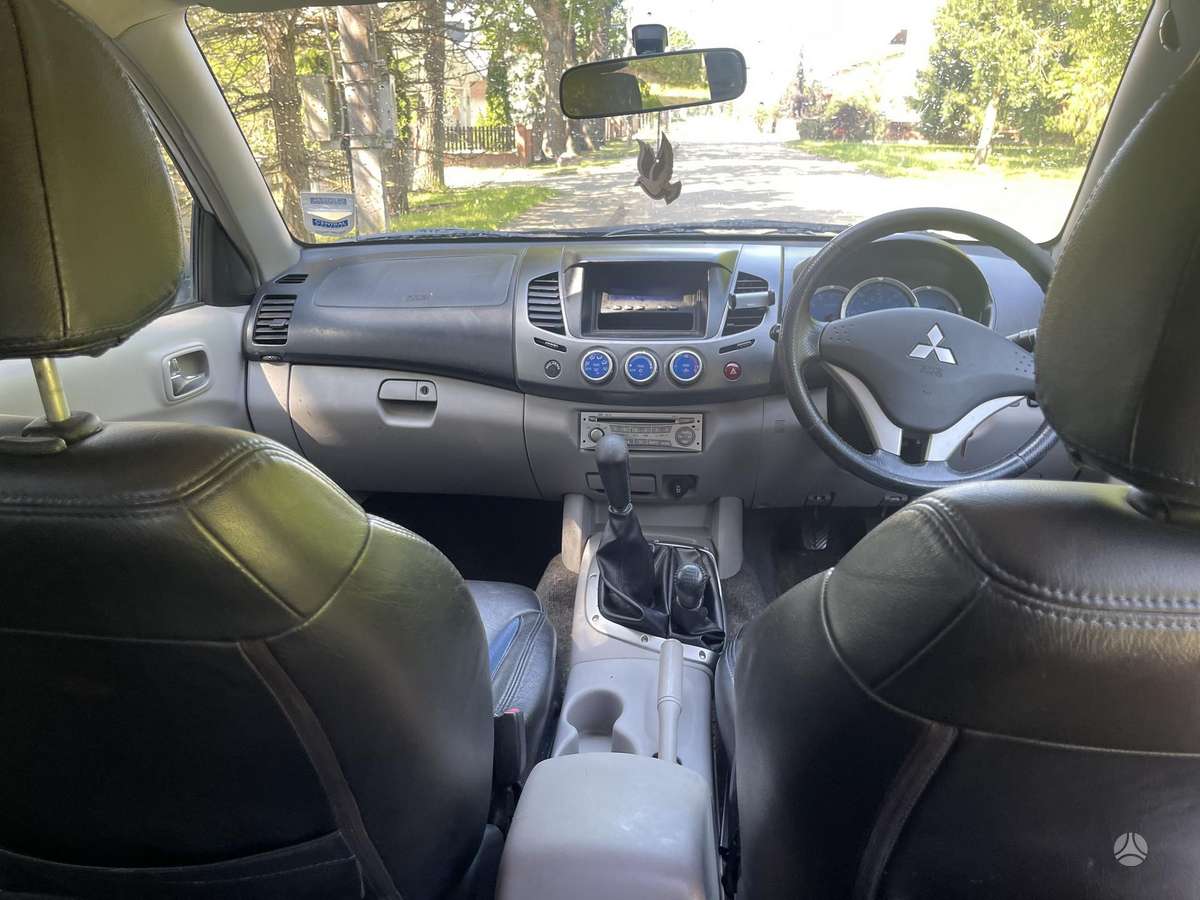 Mitsubishi L200 2007 — photo 11