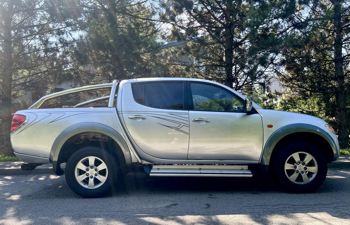 Mitsubishi L200 2007 — engine 2477 cm³, 167 HP (123kW)