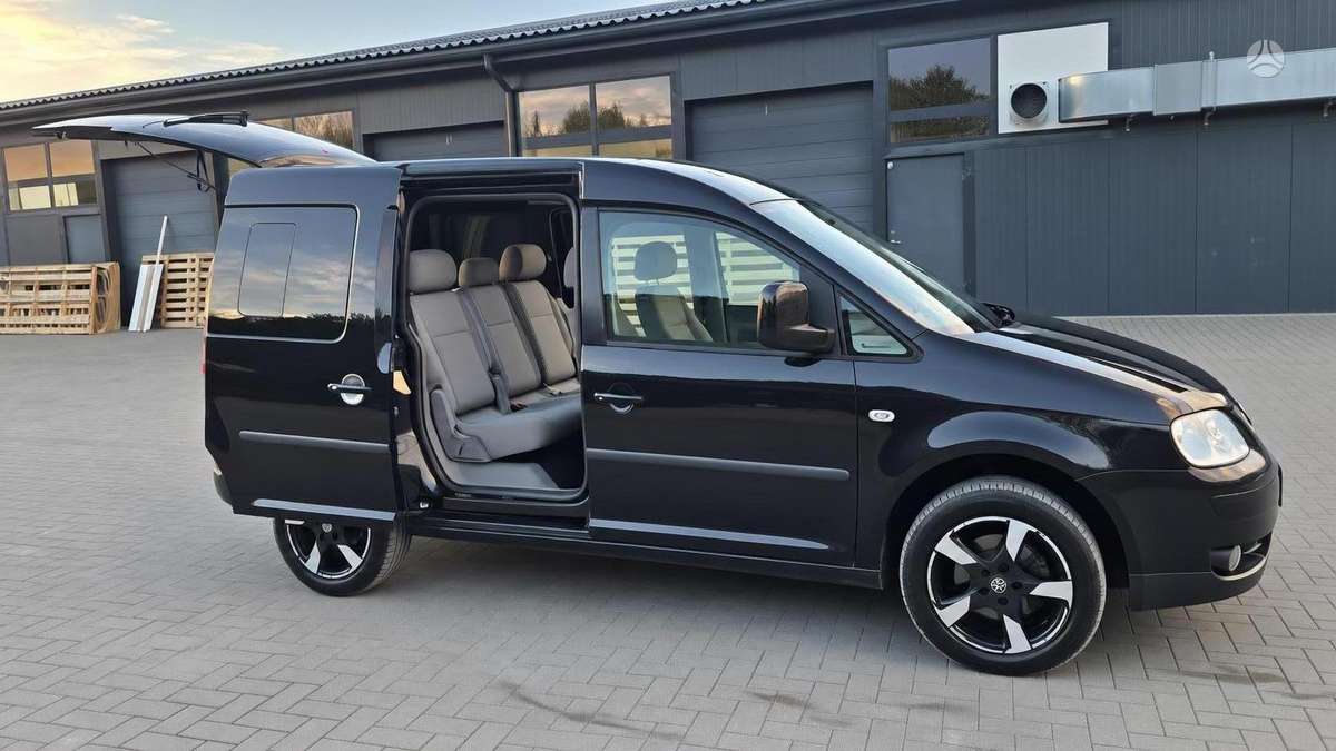 Volkswagen Caddy 2010 — photo 13