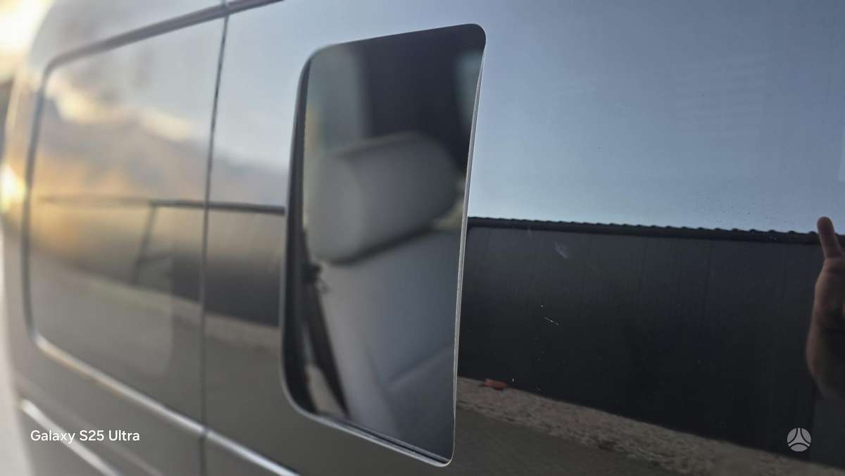 Volkswagen Caddy 2010 — photo 16