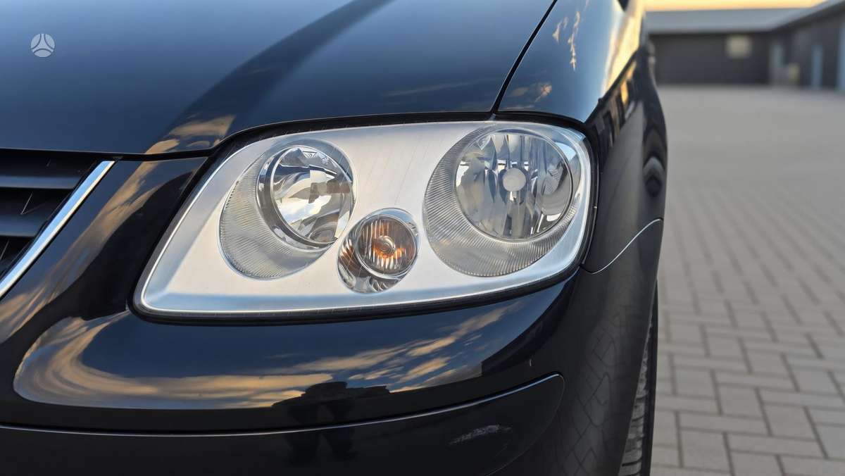 Volkswagen Caddy 2010 — photo 20