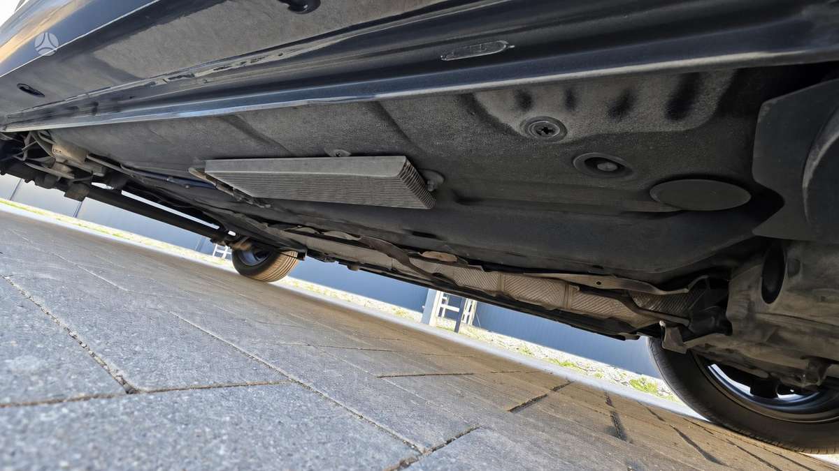 Volkswagen Caddy 2010 — photo 27