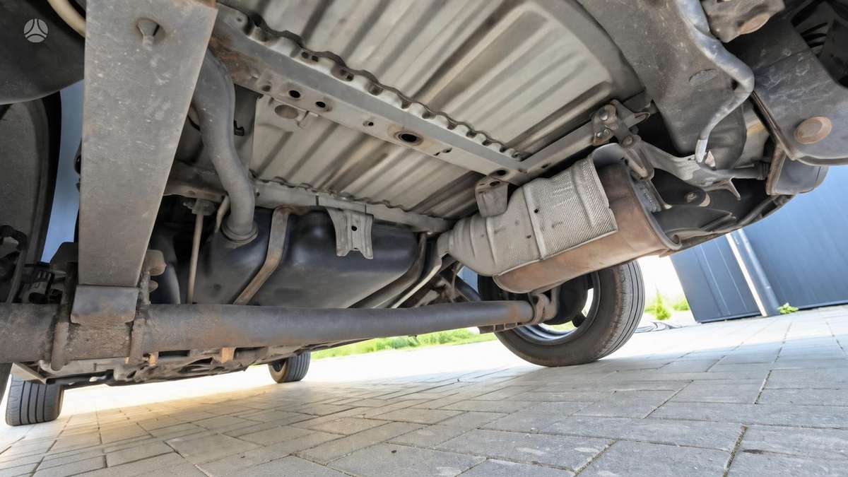 Volkswagen Caddy 2010 — photo 32