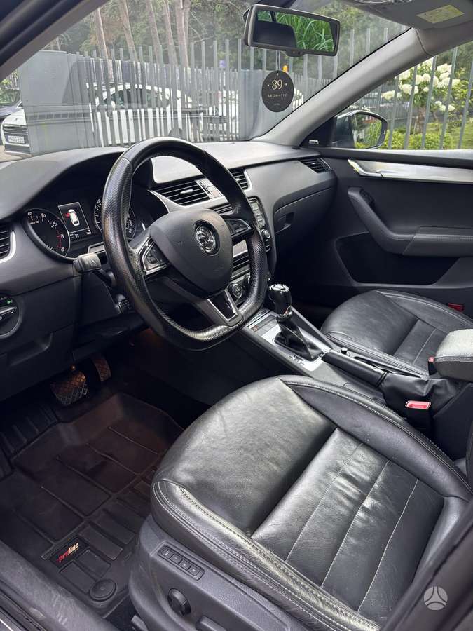 Skoda Octavia 2014 — фото 10