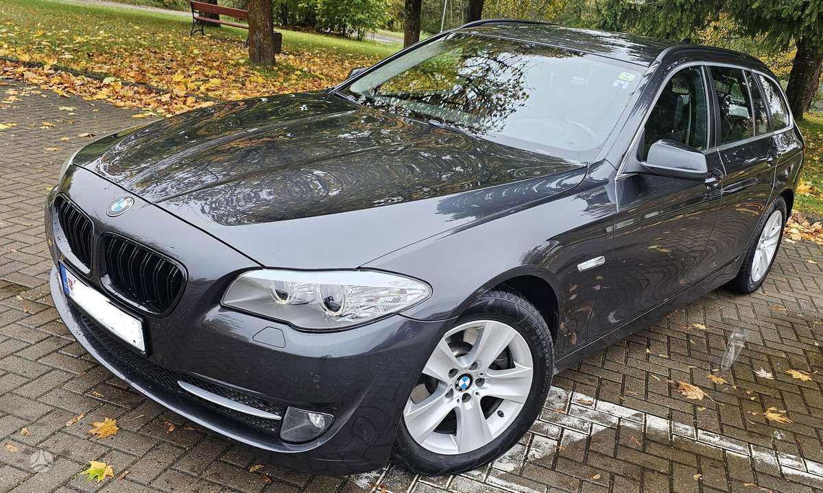 BMW 520 2011 — двигун 2000 cm³, 184 HP (135kW)