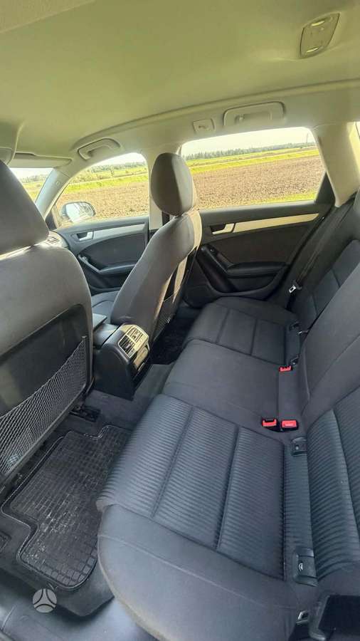 Audi A4 2012 — photo 6