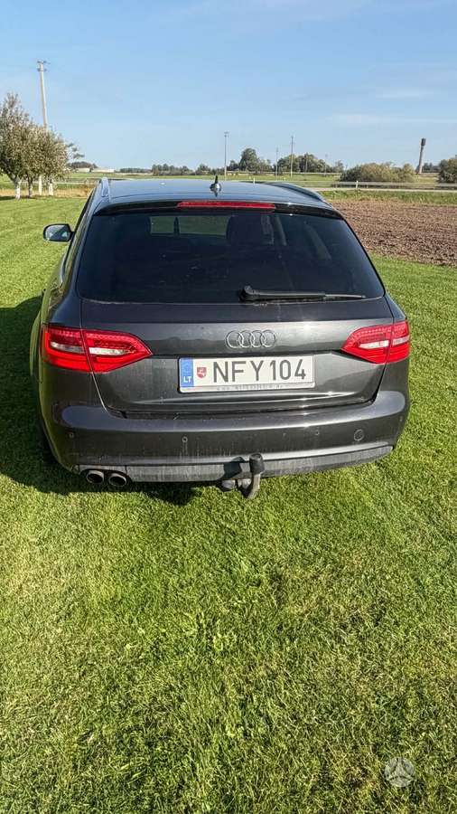 Audi A4 2012 — photo 8