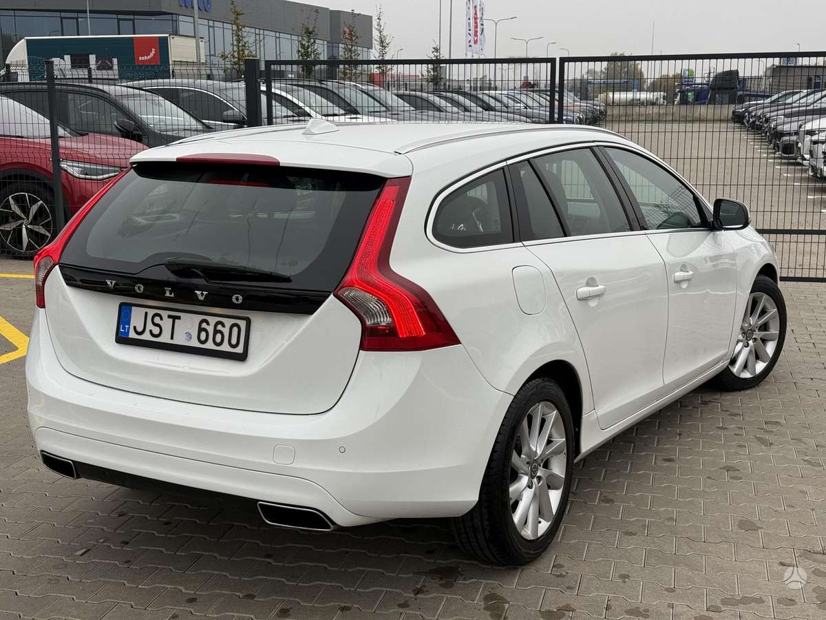 Volvo V60 2014 — engine 1969 cm³, 181 HP (133kW)