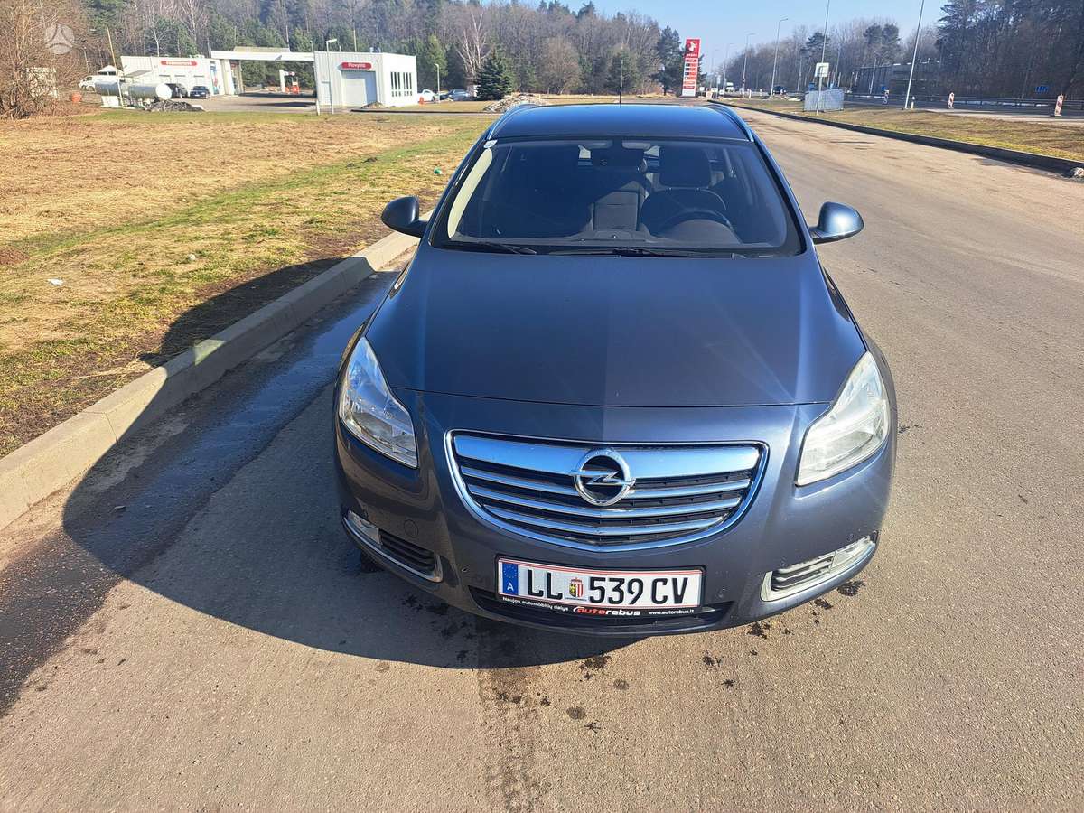 Opel Insignia 2011 — авто для ЗСУ з Європи