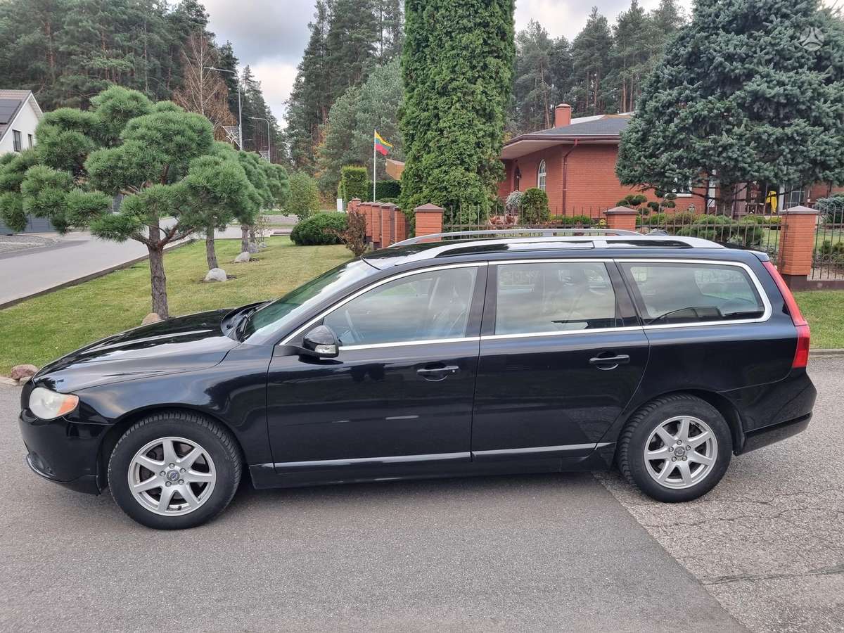Volvo V70 2009 — engine 2401 cm³, 185 HP (136kW)