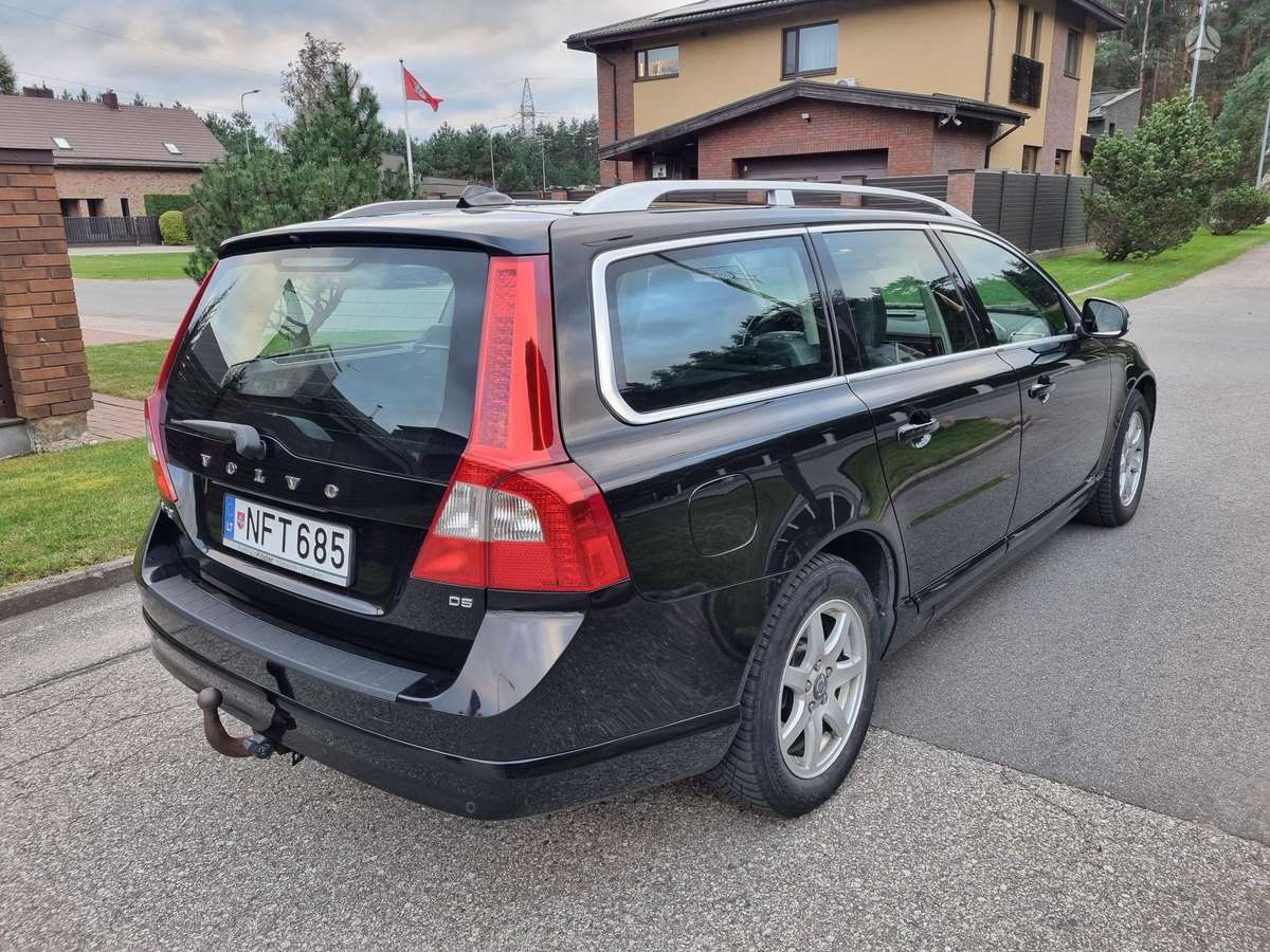 Volvo V70 2009 — photo 5
