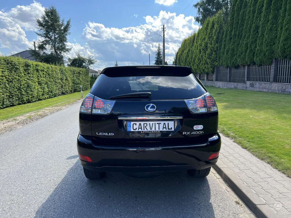 Lexus RX 2009 — двигун 3300 cm³, 211 HP (155kW)