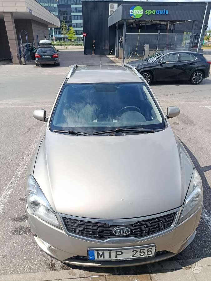 Kia Ceed 2010 — photo 5
