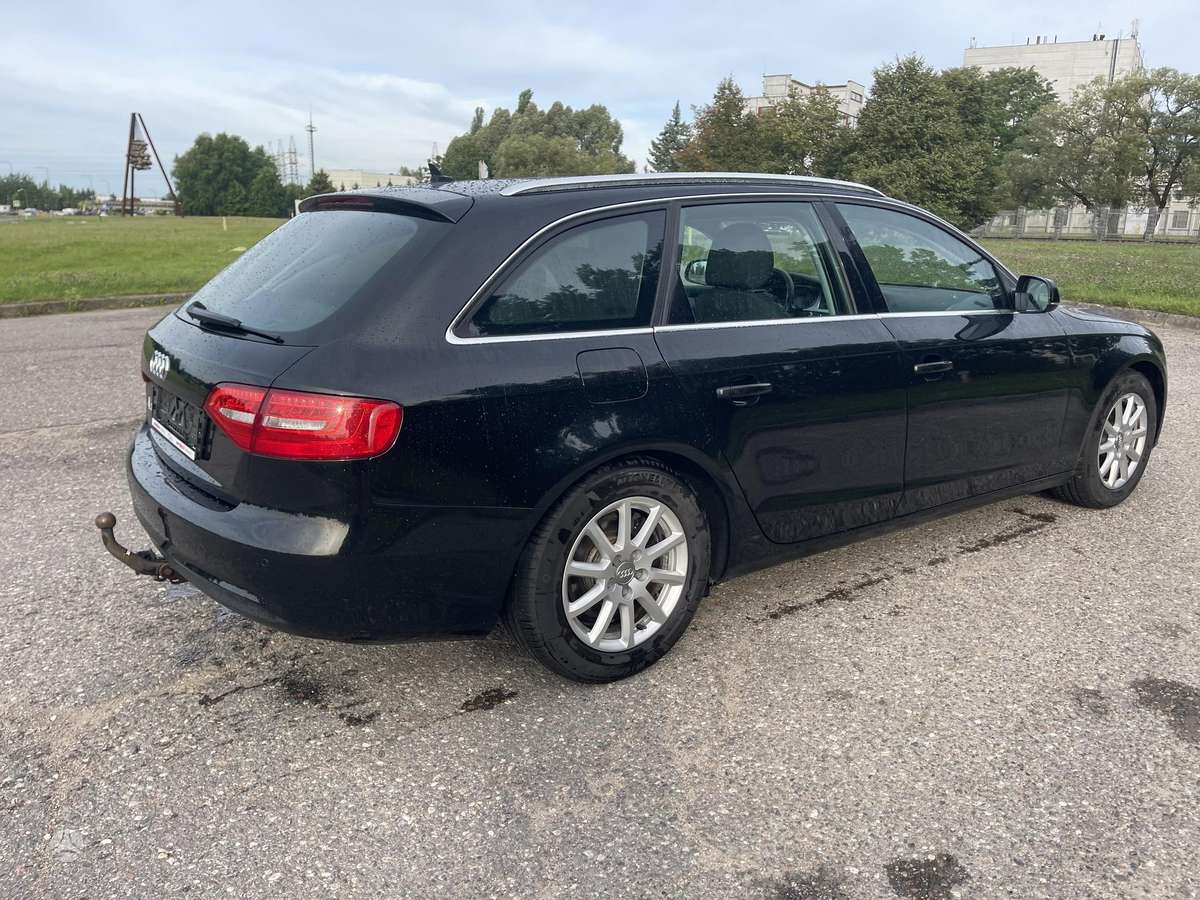 Audi A4 2015 — photo 10