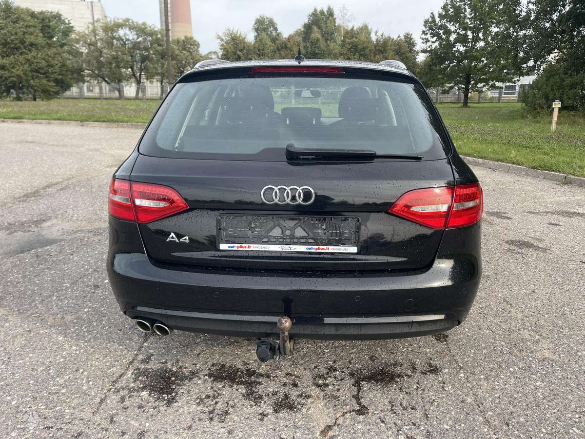 Audi A4 2015 — photo 12