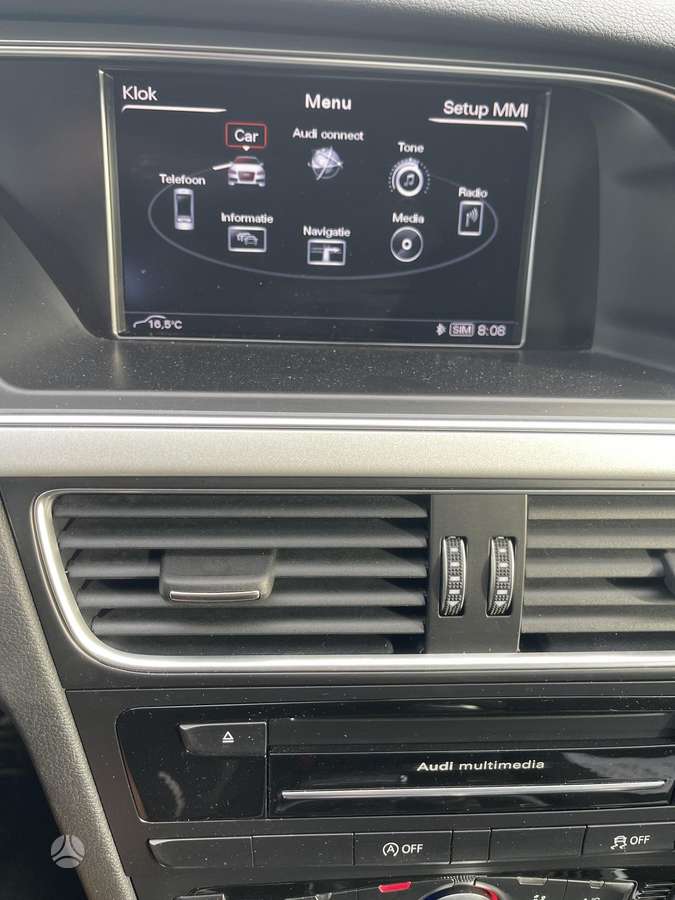 Audi A4 2015 — photo 21