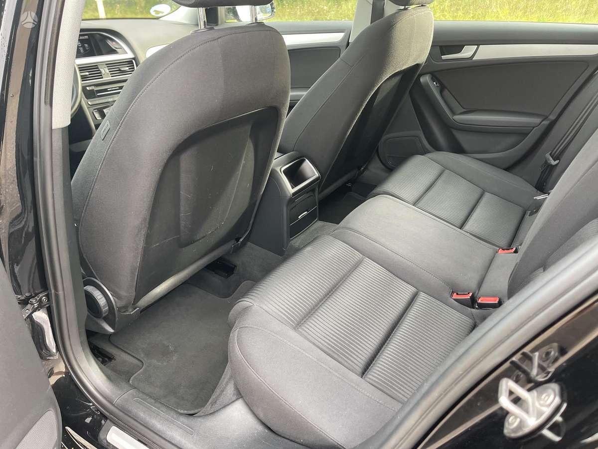 Audi A4 2015 — photo 26