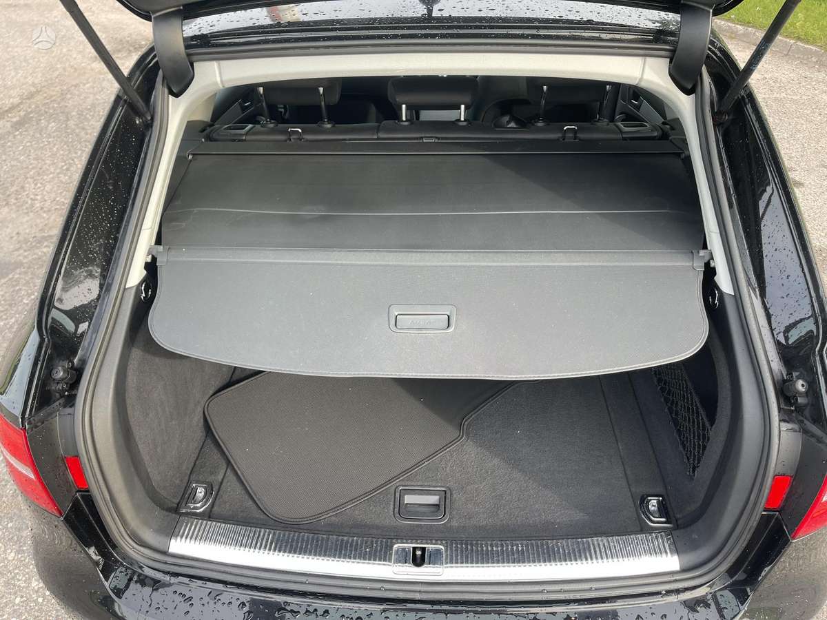 Audi A4 2015 — photo 30