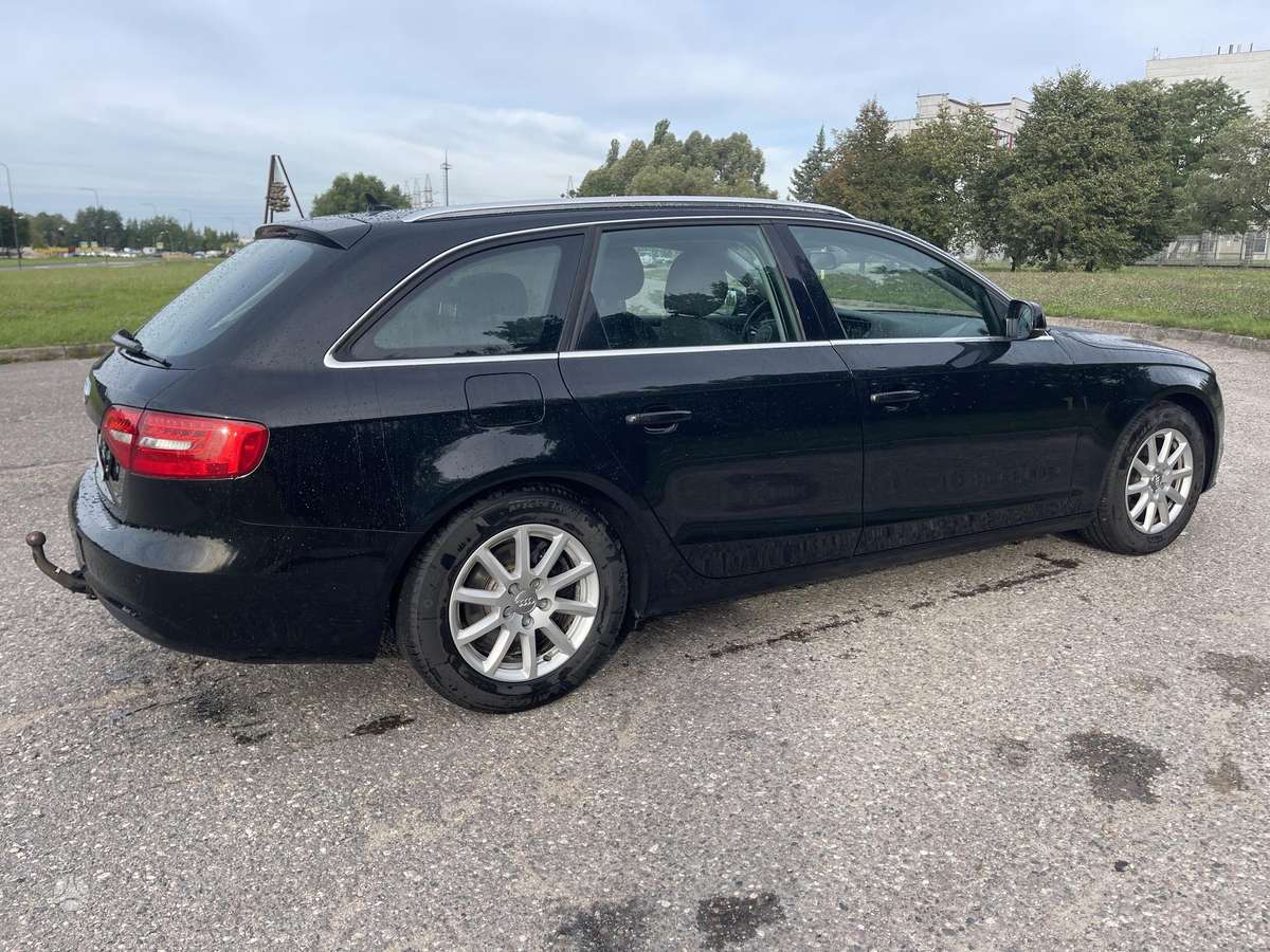 Audi A4 2015 — photo 9