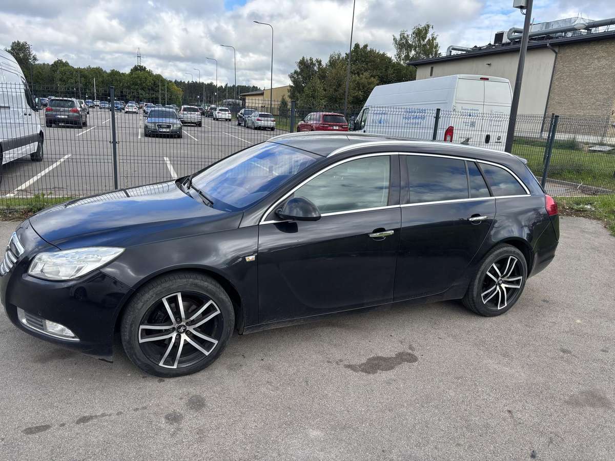 Opel Insignia 2011 — photo 5