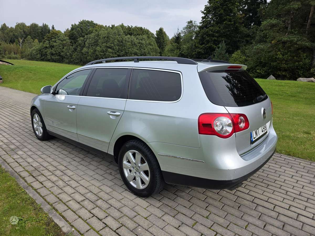 Volkswagen Passat 2009 — photo 10