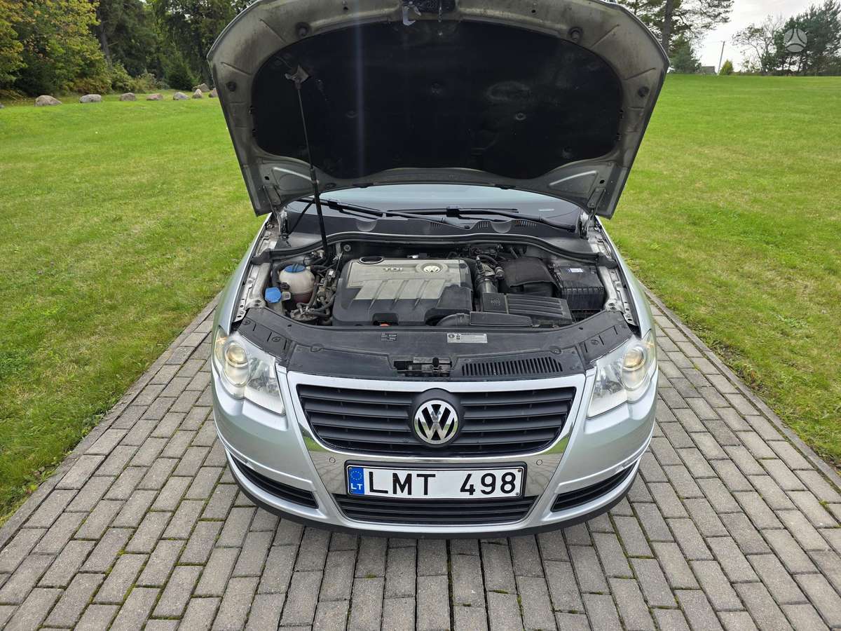 Volkswagen Passat 2009 — photo 32