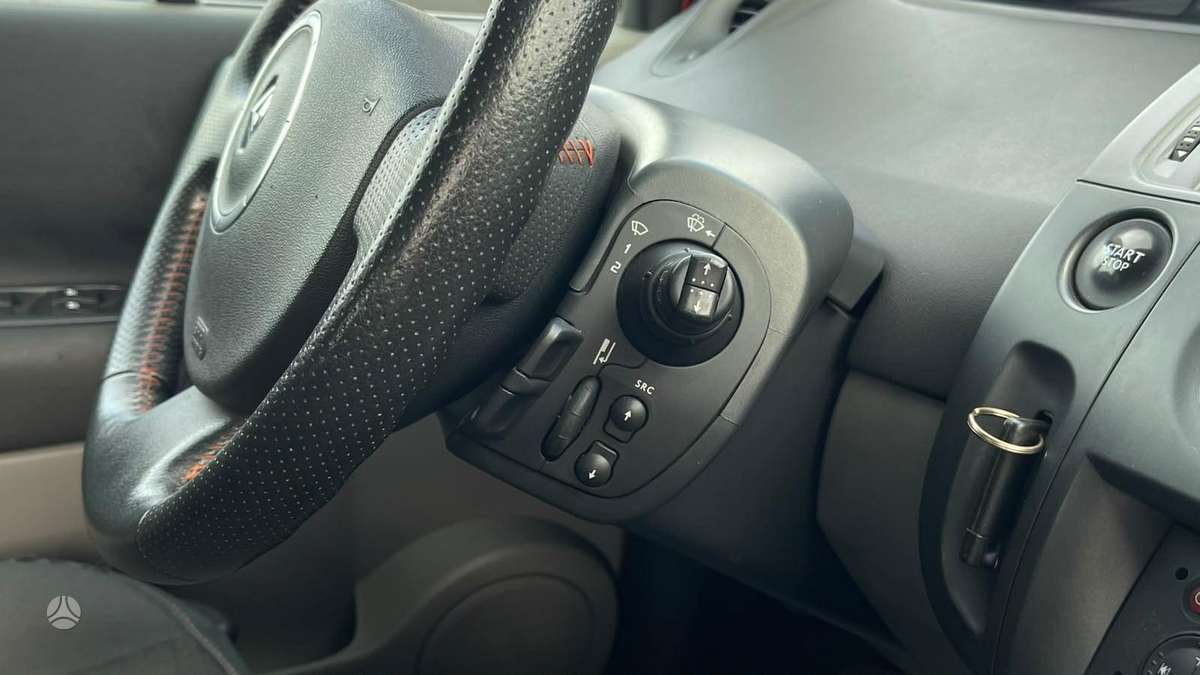 Renault Scenic 2009 — photo 16