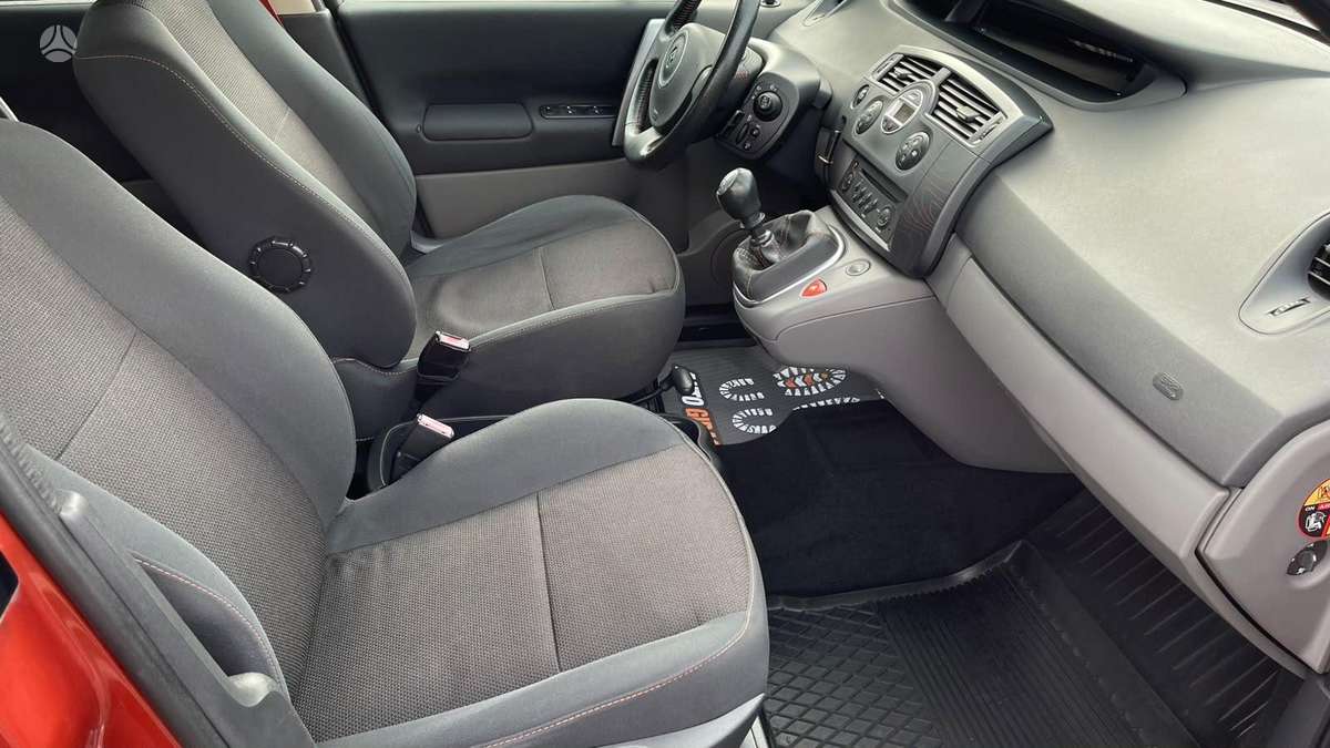 Renault Scenic 2009 — photo 22