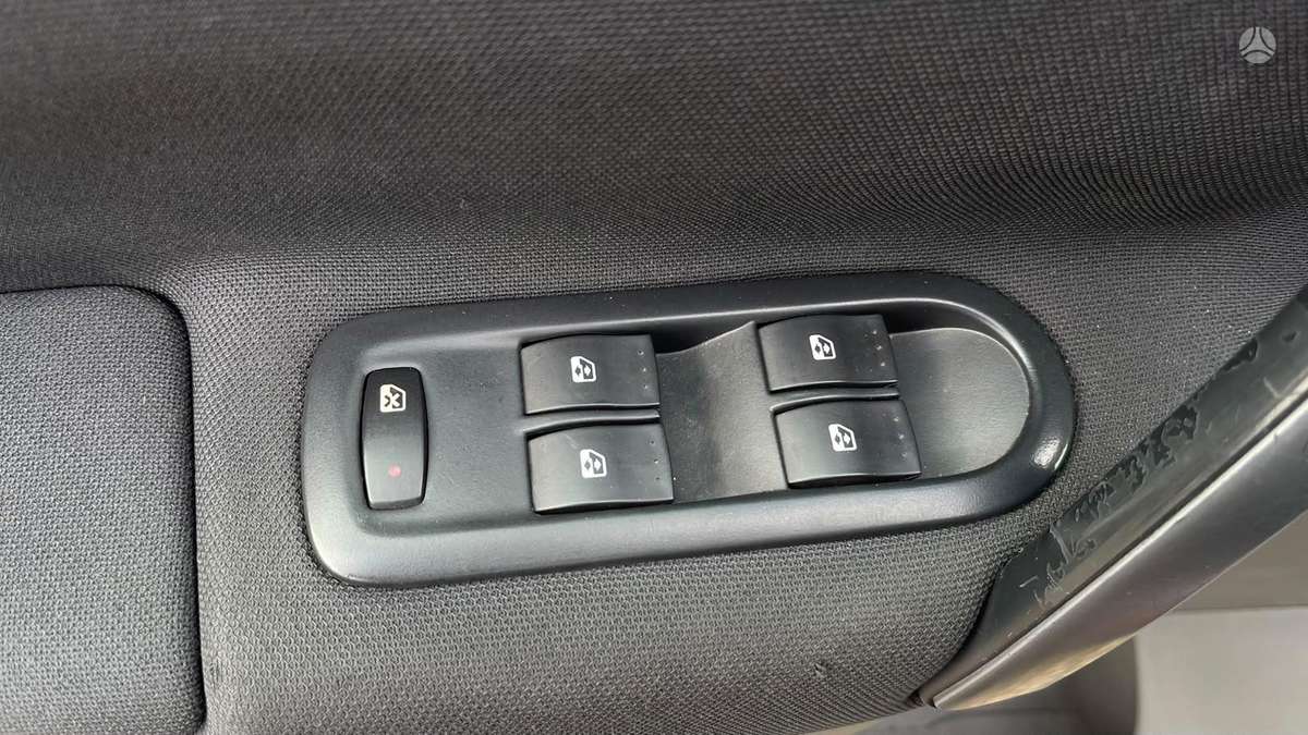 Renault Scenic 2009 — photo 37