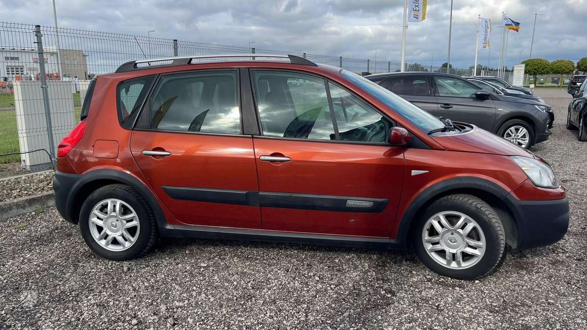 Renault Scenic 2009 — photo 9