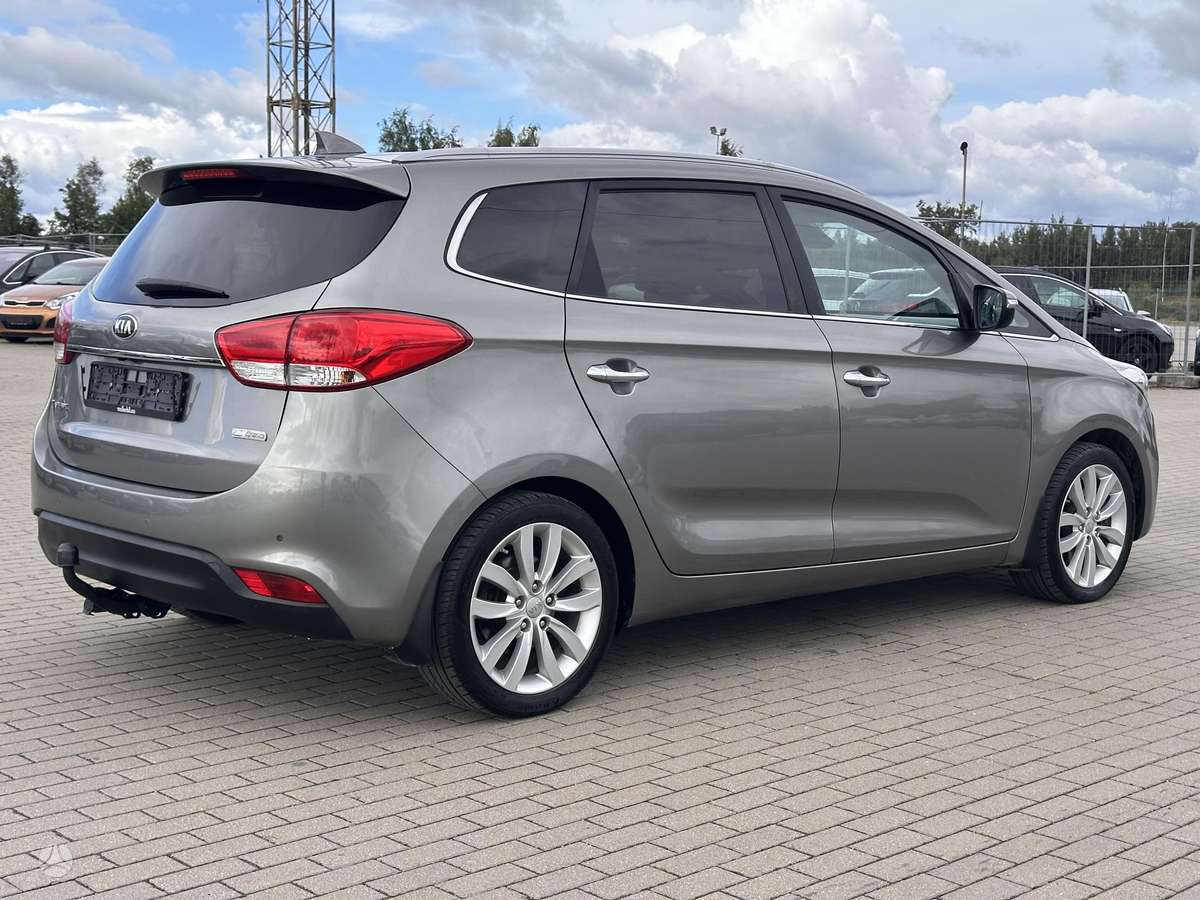 Kia Carens 2015 — photo 5