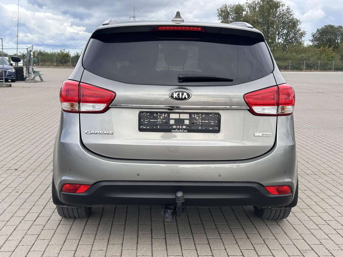 Kia Carens 2015 — photo 6