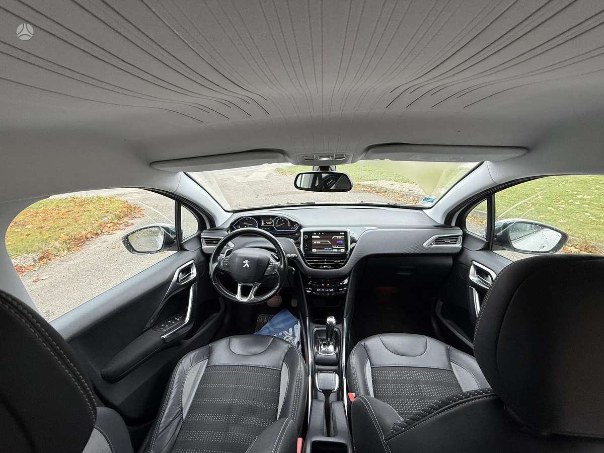 Peugeot 2008 2014 — photo 15