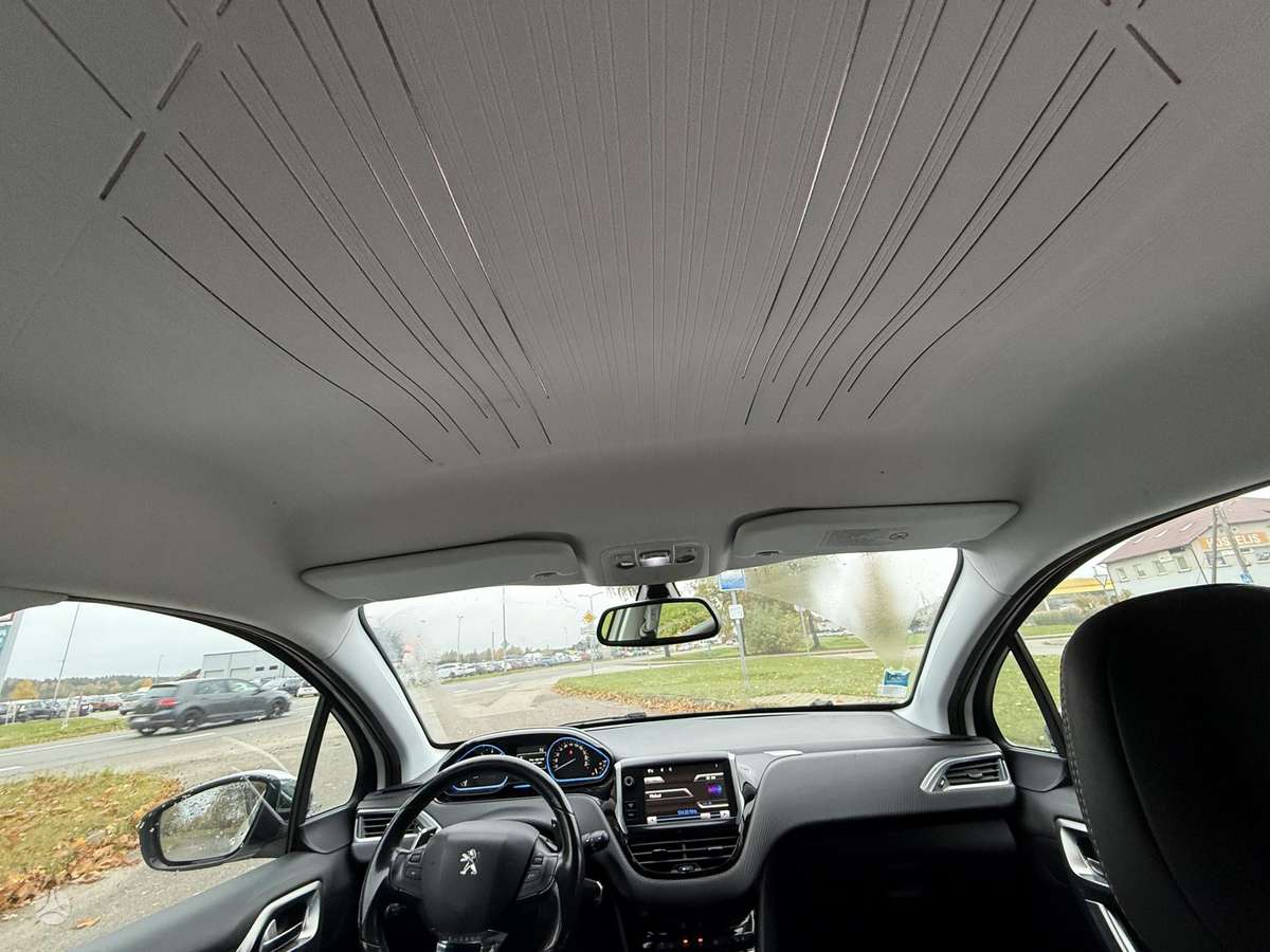 Peugeot 2008 2014 — photo 16