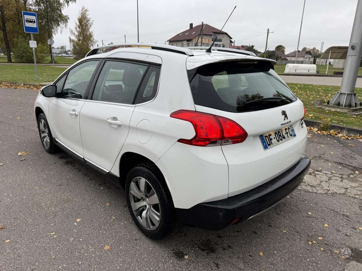 Peugeot 2008 2014 — photo 6
