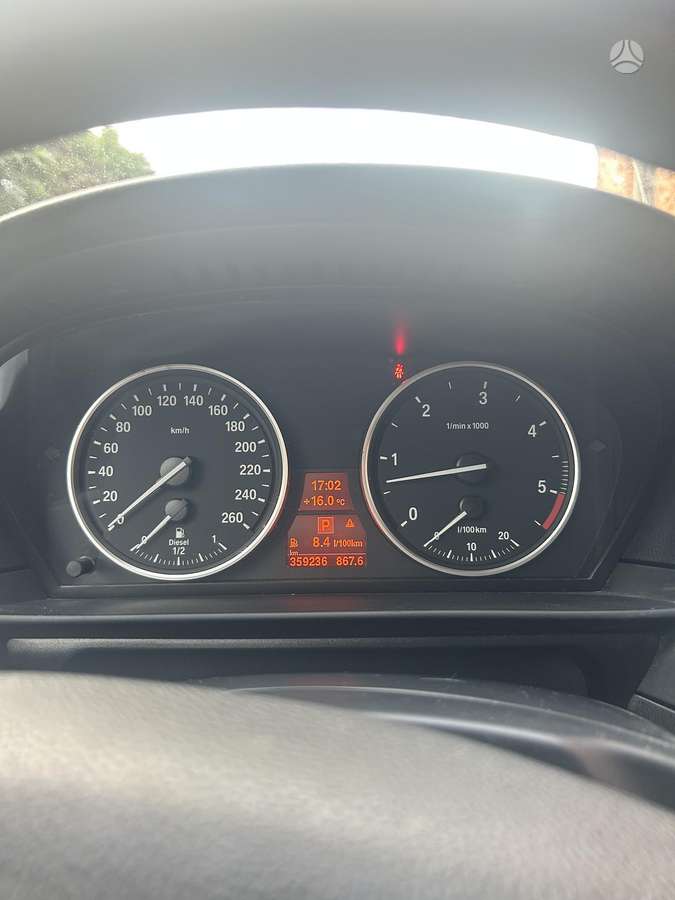 BMW 525 2008 — photo 6
