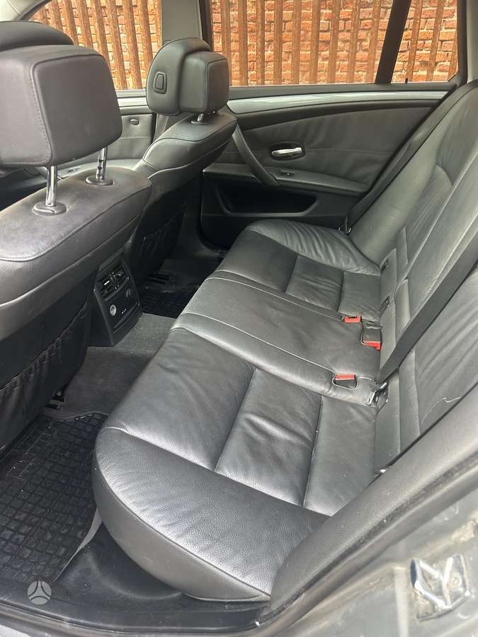 BMW 525 2008 — photo 8