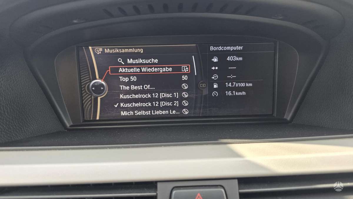 BMW 320 2010 — photo 42
